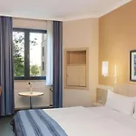 Center By Leonardo Ξενοδοχείο