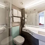 Center By Leonardo Ξενοδοχείο 4*