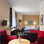 Center By Leonardo 4*