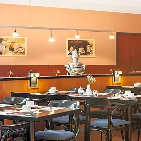 Center By Leonardo 4*