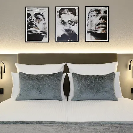 Leonardo Hotel Magdeburg City Center Hotel 4*