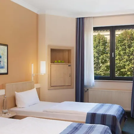 Center By Leonardo Hotel