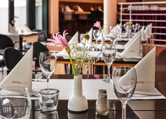 Center By Leonardo Hotel