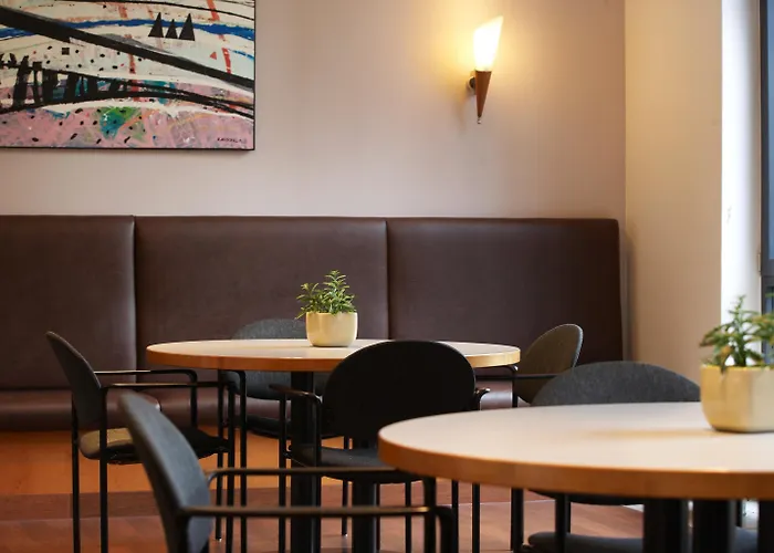 Center By Leonardo Hotel