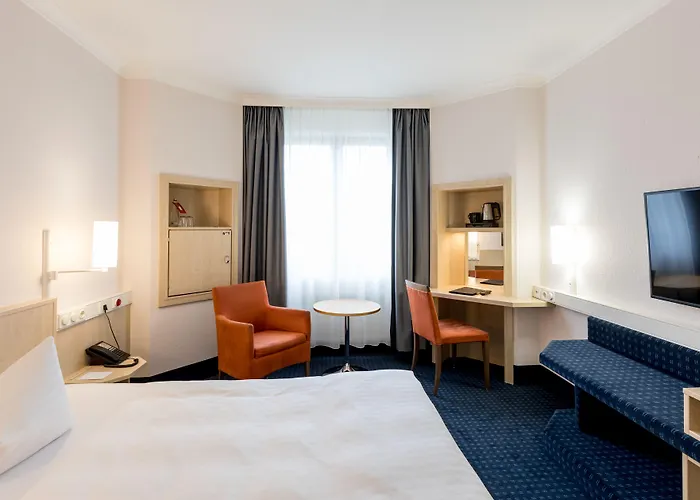 Center By Leonardo Hotel