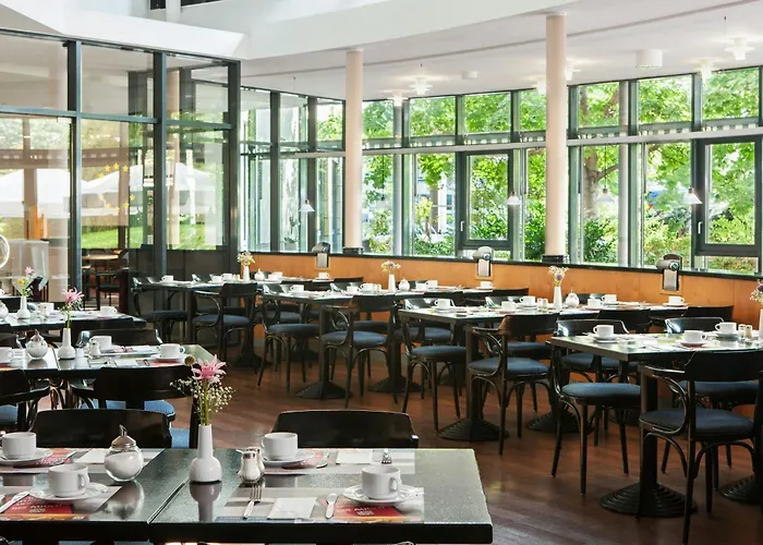 Center By Leonardo Hotel