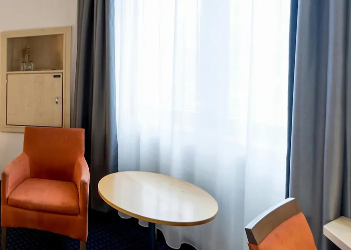 Hotel Center By Leonardo