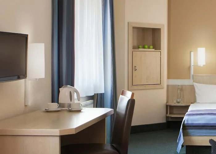 Center By Leonardo Hotel 4*