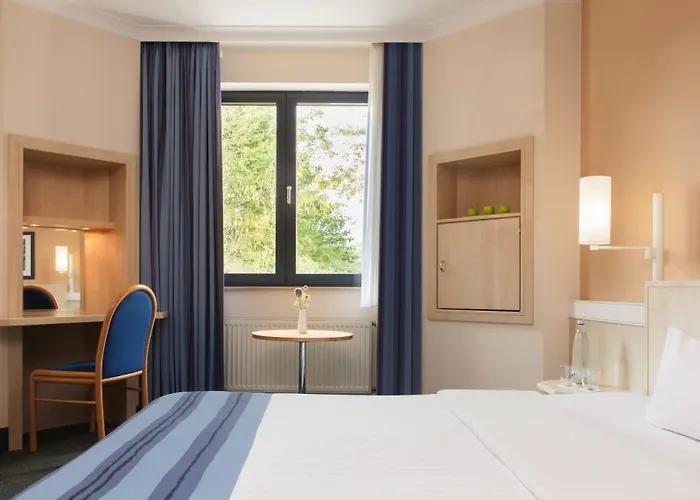 Center By Leonardo 4*