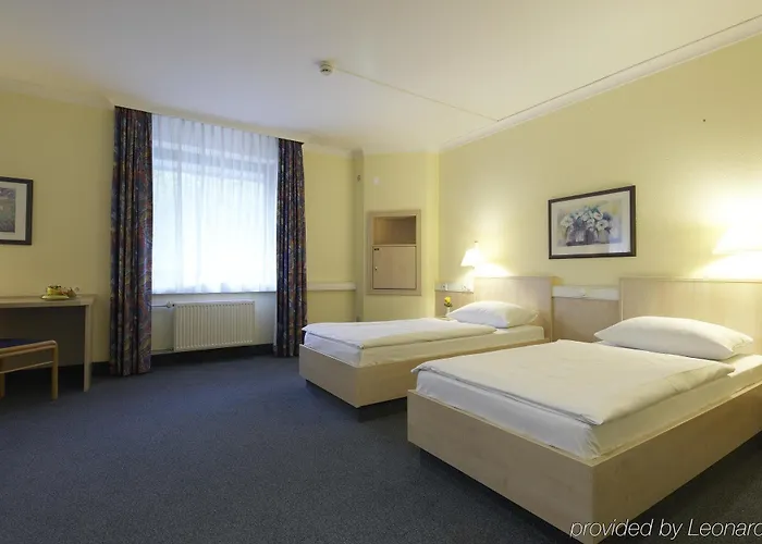 Center By Leonardo Hotel