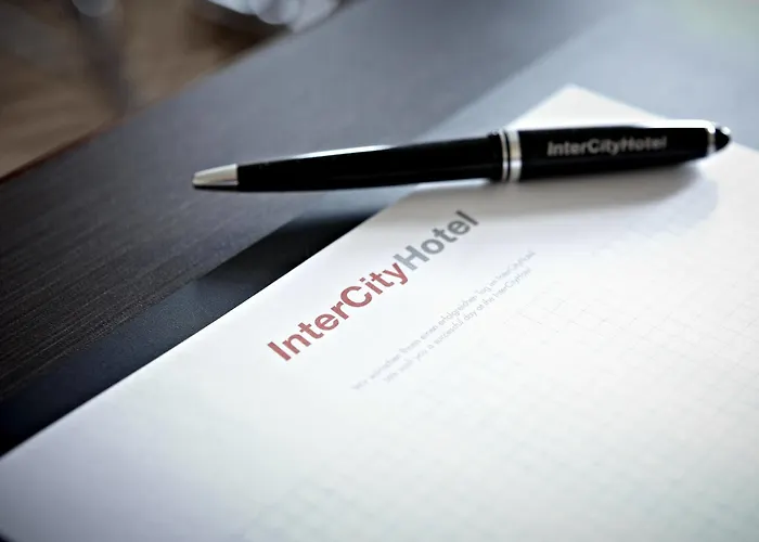 Center By Leonardo Magdeburg